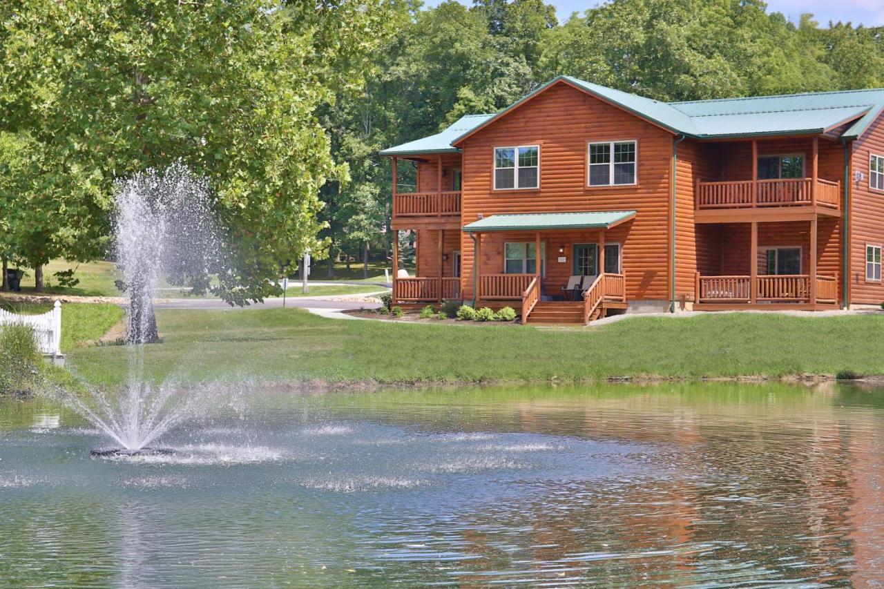 Waterview Lodge By Amish Country Lodging Millersburg Exterior photo