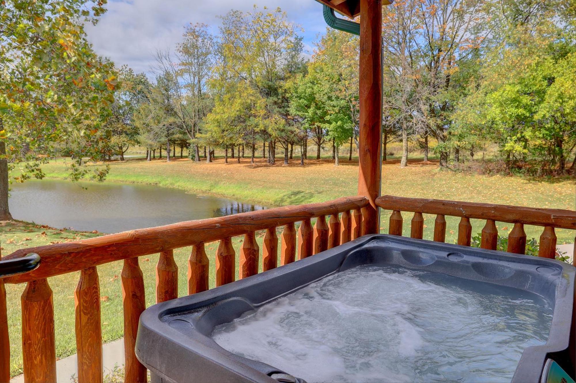 Waterview Lodge By Amish Country Lodging Millersburg Exterior photo